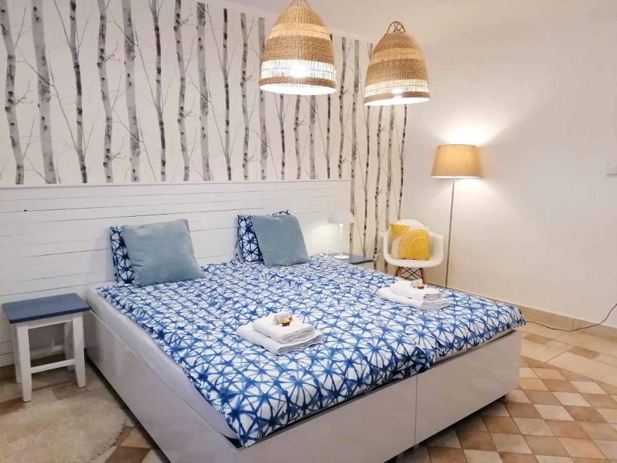 Jászberény Boutique Room Exterior foto